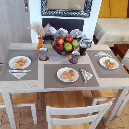 Stone Clock'S House Apartment นาฟปาคตอส ภายนอก รูปภาพ